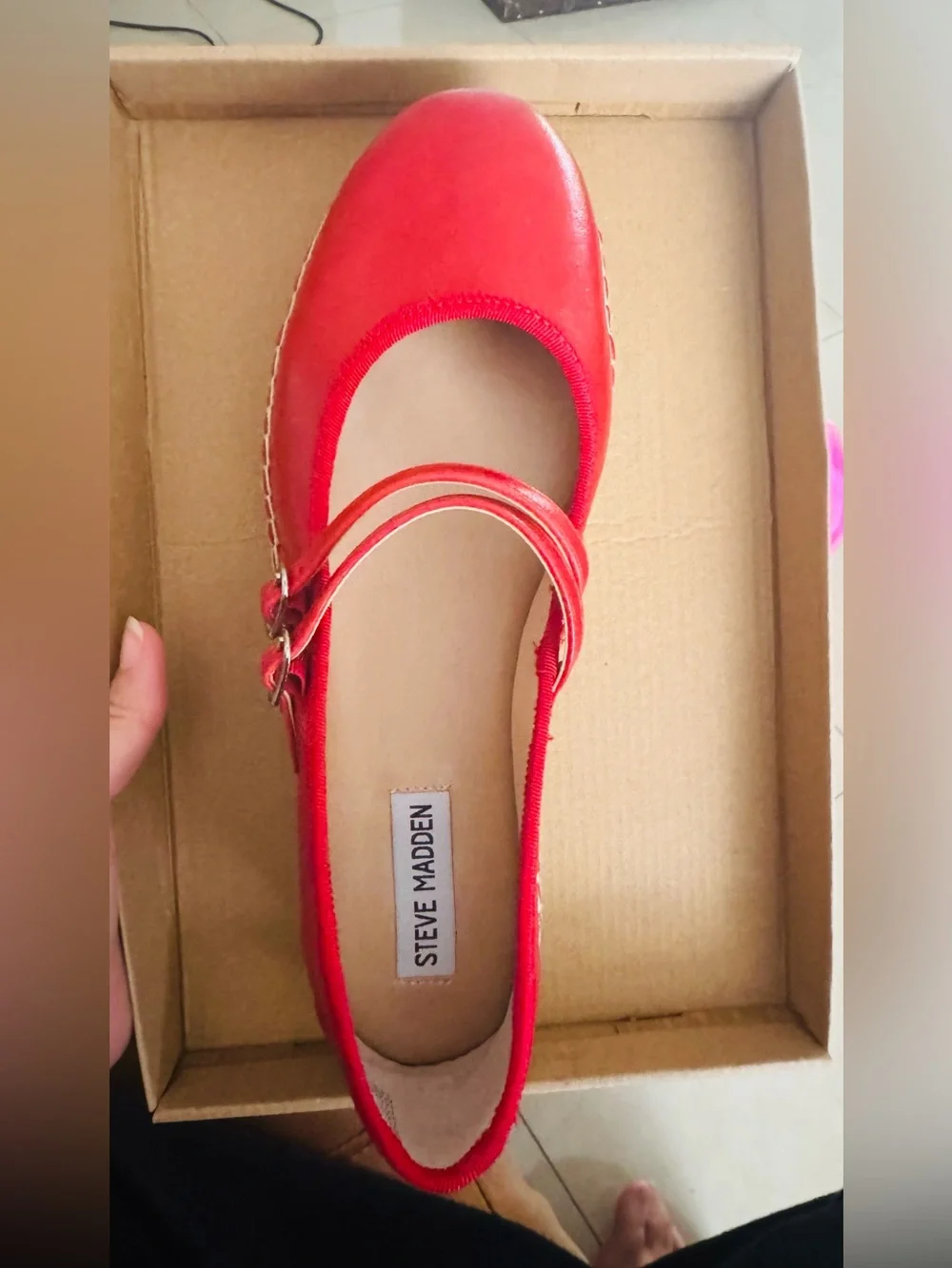 Steve Madden stylish red